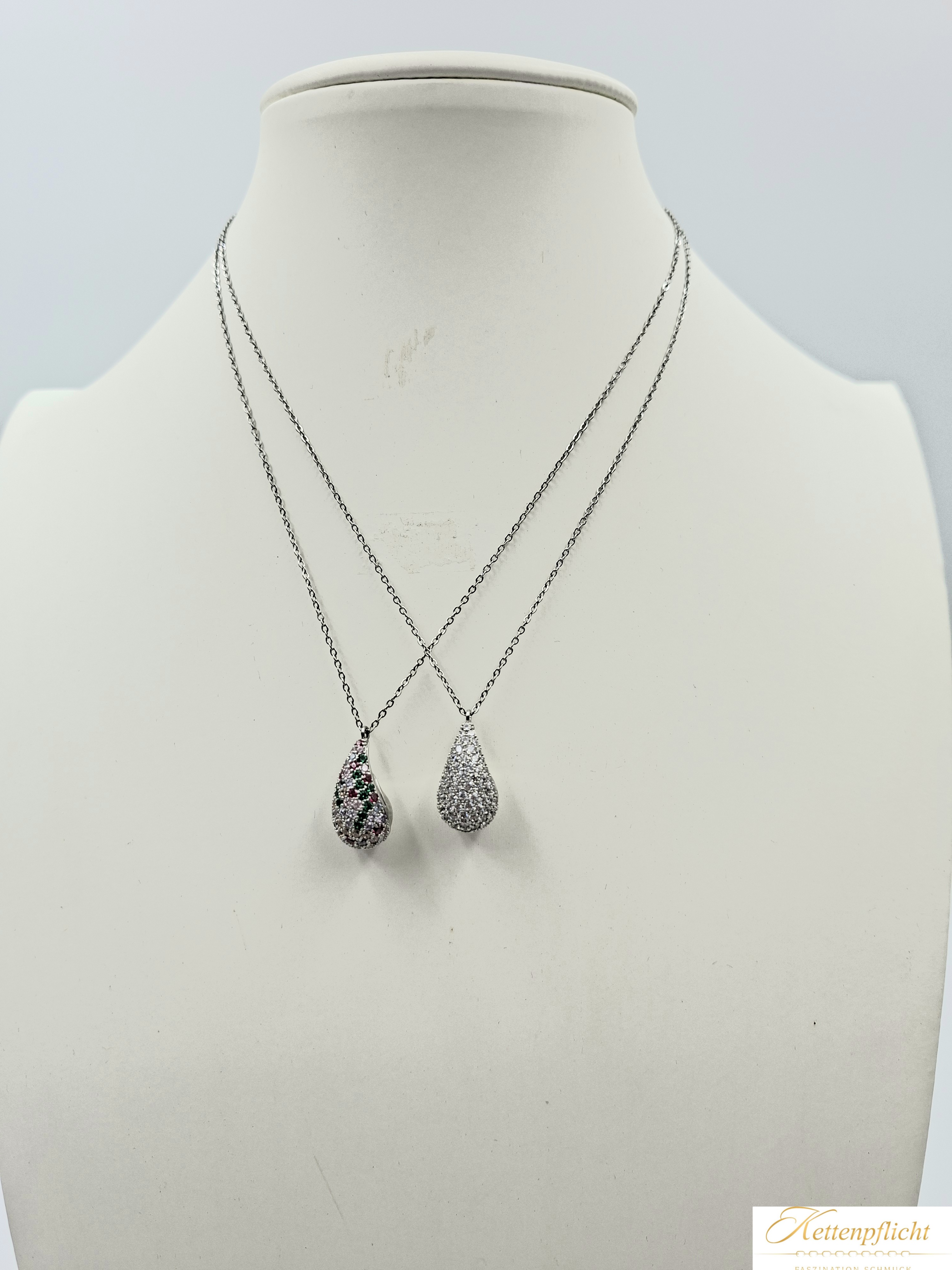 Tropfenkette Silber mit Steinenweiße Steine